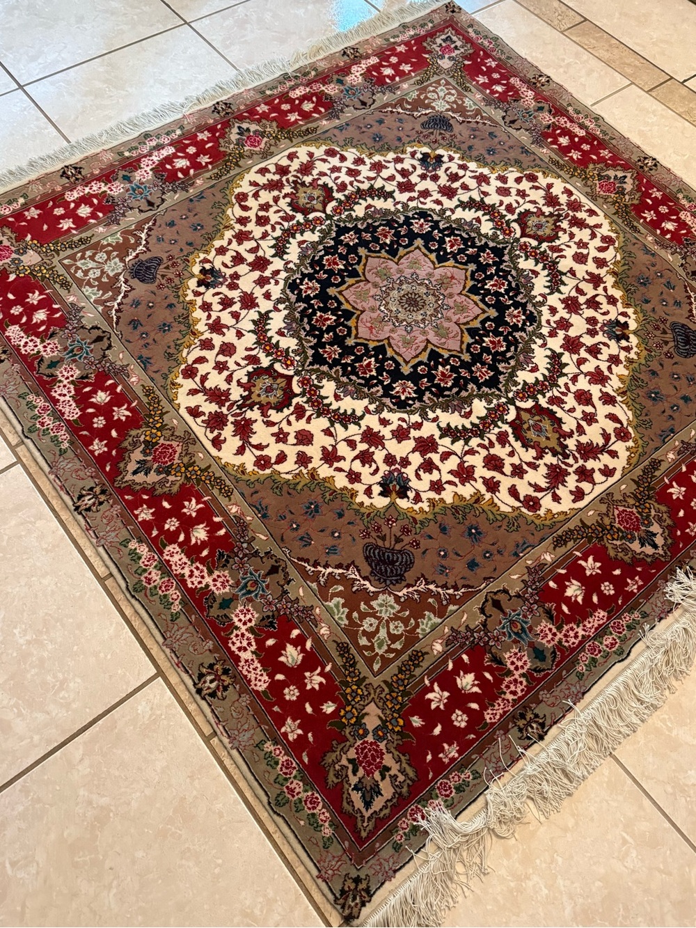 Vintage Tabriz Persian Rug – 5’ x 5’ | 100% Wool | Beige Medallion